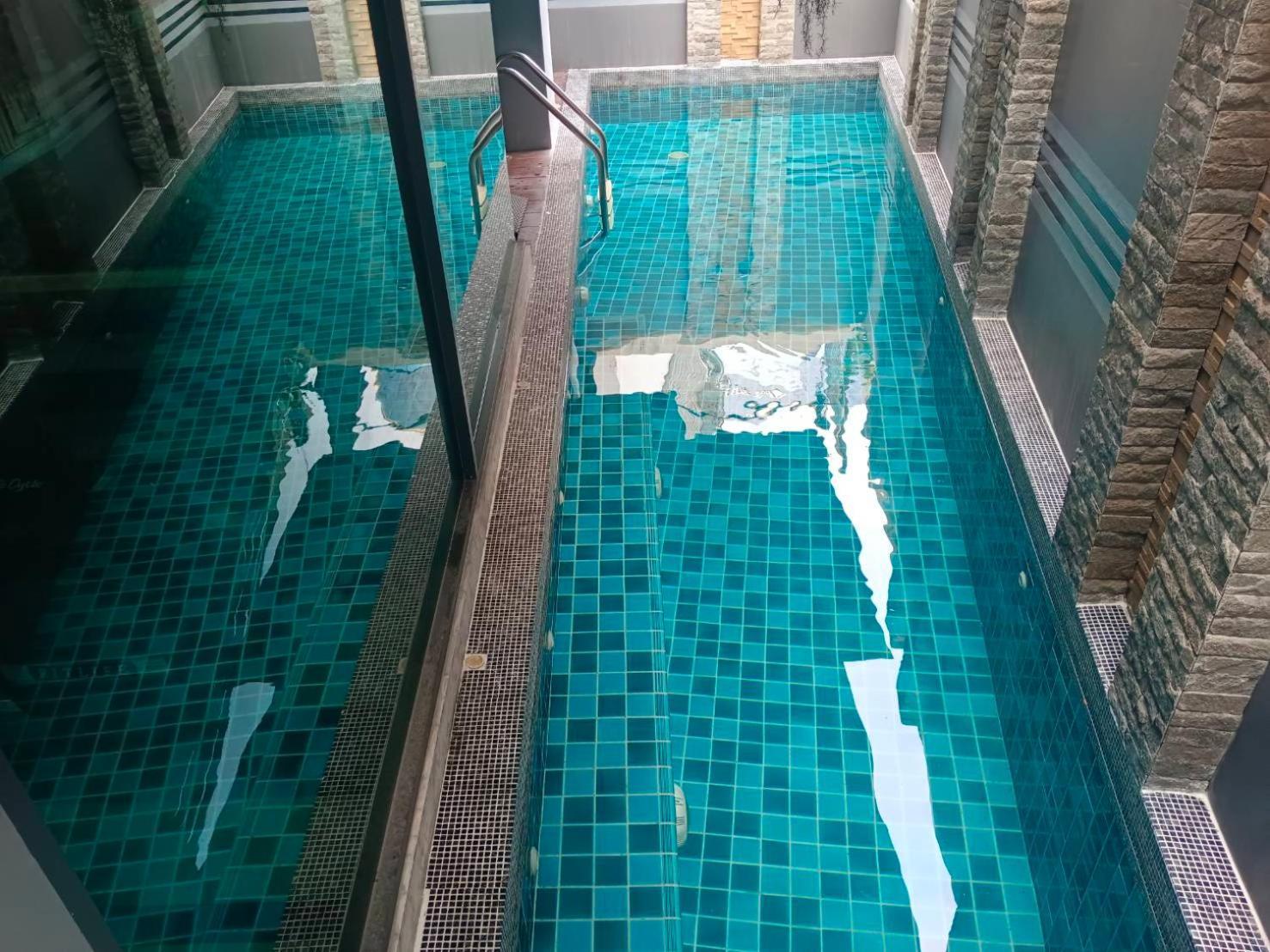 J Residence Thonglor 8 Bangkok Exteriör bild